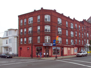 1270-1288 Pleasant St in Fall River, MA - Building Photo - Building Photo