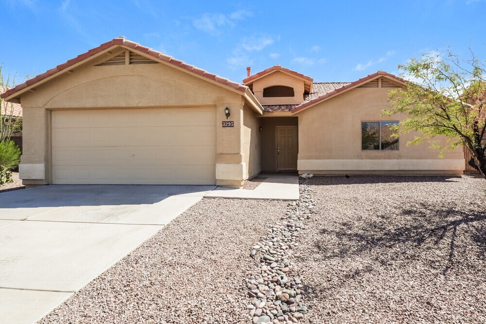 3295 S Rainburst Pl in Tucson, AZ - Building Photo