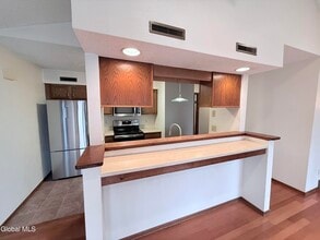 208 Yorktown Dr in Clifton Park, NY - Building Photo - Building Photo