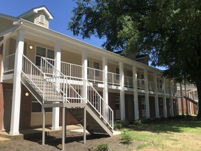 Gospel Gardens in Memphis, TN - Foto de edificio - Building Photo