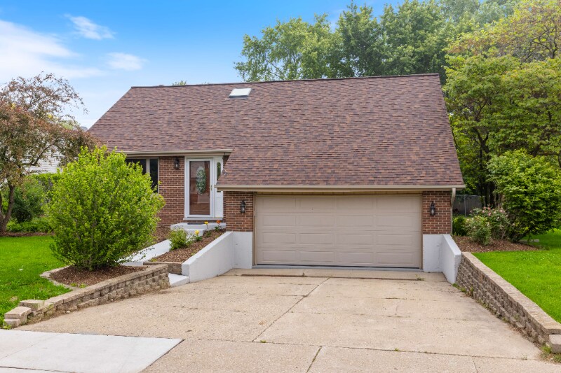 13723 S Mallard Dr in Plainfield, IL - Building Photo
