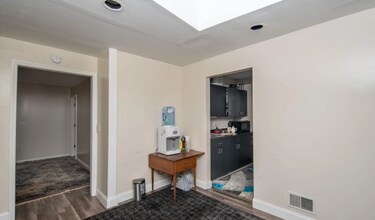864 Madison Ave in Albany, NY - Building Photo - Building Photo