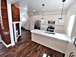 410 Walter St in Pittsburgh, PA - Building Photo - Building Photo
