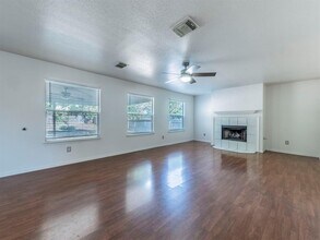 2316 Logan Dr in Round Rock, TX - Building Photo - Building Photo