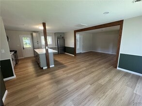 304 Birchwood Blvd in Baldwinsville, NY - Building Photo - Building Photo