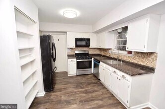 1711 Brentwood Pl in Clementon, NJ - Building Photo - Building Photo