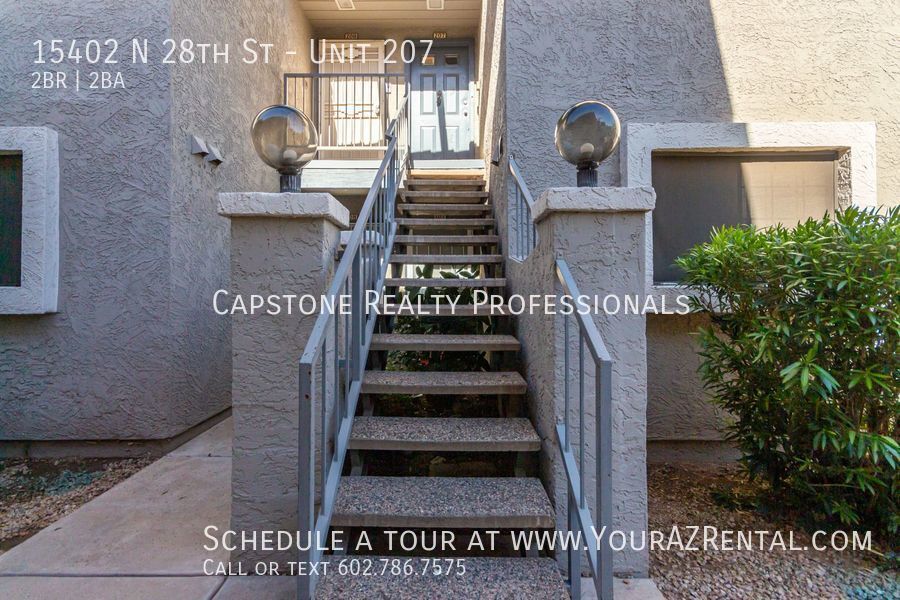 15402 N 28th St, Unit Unit 207 in Phoenix, AZ - Building Photo