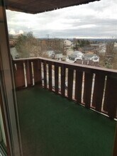 2752 University Ave in Morgantown, WV - Foto de edificio - Building Photo