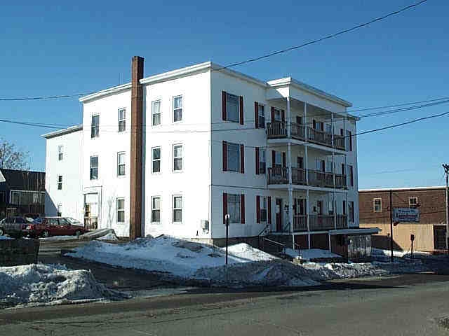 585-591 Somerville St in Manchester, NH - Building Photo - Building Photo