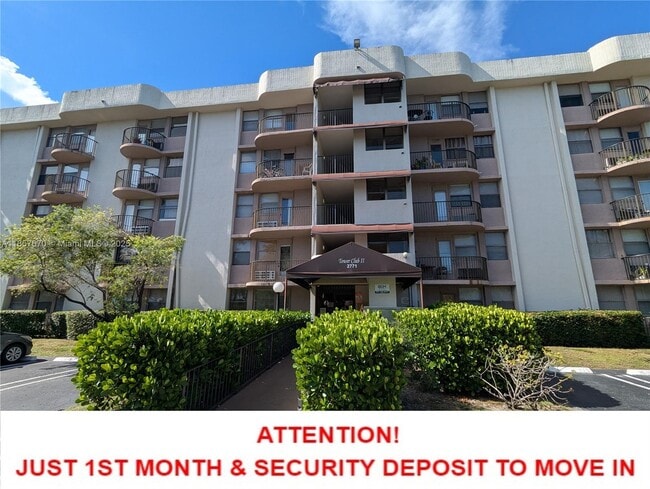 property at 2771 Riverside Dr