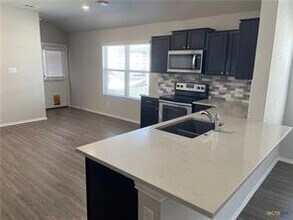 2348 Arctic Warbler in New Braunfels, TX - Building Photo - Building Photo