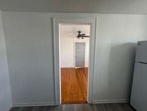 89 Main Ave, Unit 5 in Ocean Grove, NJ - Building Photo - Building Photo