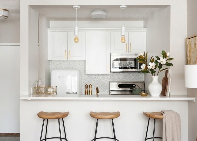 207 E 83rd St in New York, NY - Foto de edificio - Building Photo