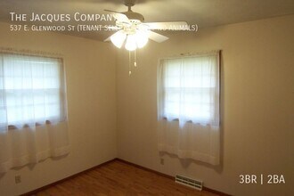 537 E Glenwood St in Springfield, MO - Building Photo - Building Photo