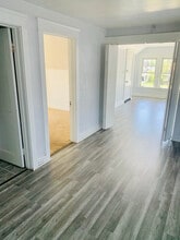 1655 Waterbury Rd in Lakewood, OH - Building Photo - Building Photo