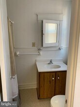 1516 Philadelphia Ave-Unit -B in Chambersburg, PA - Building Photo - Building Photo