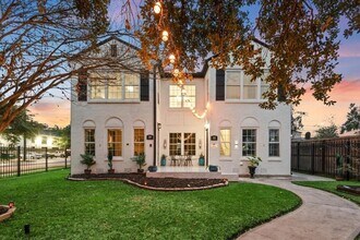 2318 Isabella St in Houston, TX - Building Photo - Building Photo