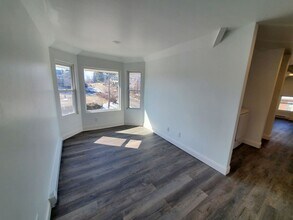 308 Hill St in Dubuque, IA - Building Photo - Building Photo