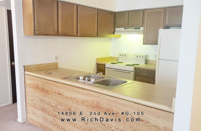 14806 E 2nd Ave in Aurora, CO - Building Photo - Building Photo