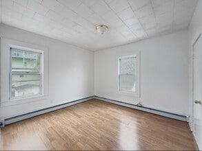 61 Knox St in Lawrence, MA - Building Photo - Building Photo