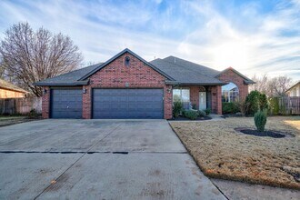 2120 SW 125th Pl in Oklahoma City, OK - Building Photo - Building Photo