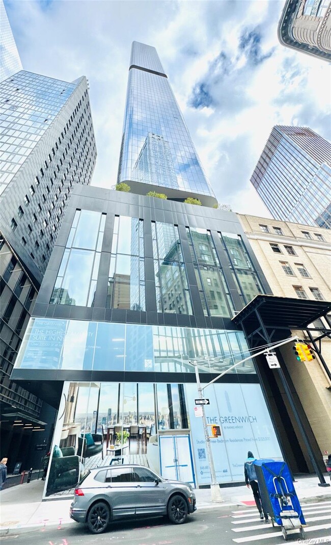property at 125 Greenwich St