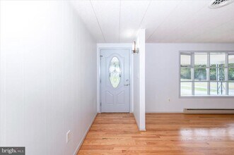 6 Schaller Ln in Smithsburg, MD - Foto de edificio - Building Photo