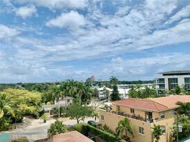 2555 NE 11th St in Fort Lauderdale, FL - Building Photo