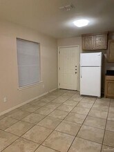 415 Pirul St-Unit -2 in Edinburg, TX - Building Photo - Building Photo