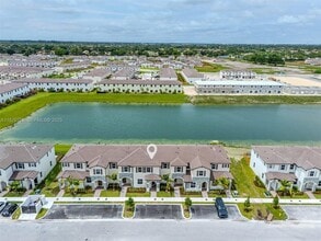 2796 SE 26th Ave in Homestead, FL - Building Photo - Building Photo