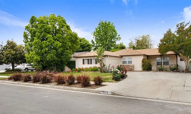 property at 6519 Hanna Ave