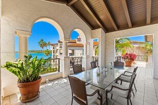 2134 Fisher Island Dr in Miami Beach, FL - Building Photo