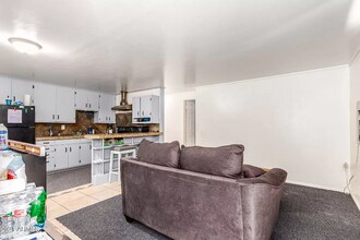 225 S Grand Dr in Apache Junction, AZ - Building Photo - Building Photo