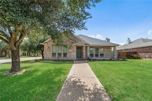 8426 Alison Ave, Unit X Denver 1B-926-A in College Station, TX - Building Photo