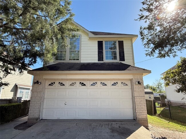 property at 2524 Chamberlain St