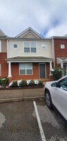 1007 Wells Way in Spring Hill, TN - Building Photo