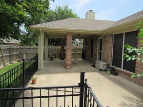 10532 Braewood Dr in Fort Worth, TX - Building Photo - Building Photo