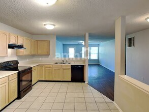 1316 Clove Ct in Greenfield, IN - Foto de edificio - Building Photo