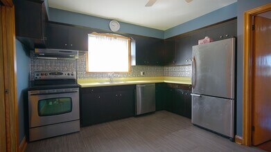 94 Glenhaven St in Toronto, ON - Building Photo - Building Photo