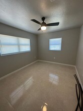 11430 Kimble Dr in Ft. Myers, FL - Building Photo - Building Photo