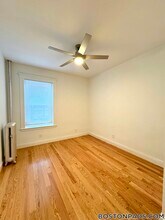 137 Park Dr in Boston, MA - Foto de edificio - Building Photo