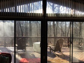 850 Twin Oaks Dr in Hummelstown, PA - Building Photo