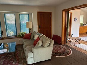 2125 Bueno Dr in Davis, CA - Building Photo - Building Photo