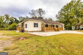 6 W Oak St in Luthersville, GA - Building Photo - Building Photo