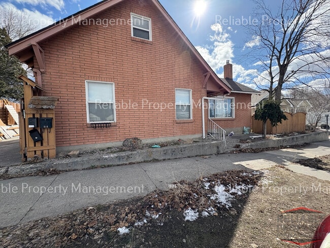 312 Gladstone St, Unit 0.5 in Idaho Falls, ID - Building Photo - Building Photo