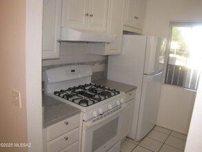 816 S Langley Ave in Tucson, AZ - Building Photo - Building Photo