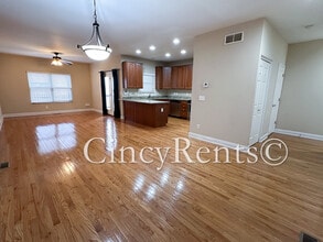 2933 Eden Ave in Cincinnati, OH - Building Photo - Building Photo