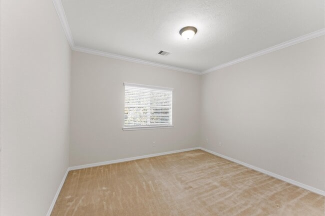 10106 Holly Chase Dr