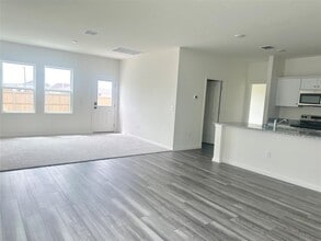 308 Wedemeyer St in Taylor, TX - Building Photo - Building Photo