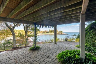 23 Ocean St in Manchester by the Sea, MA - Building Photo - Building Photo